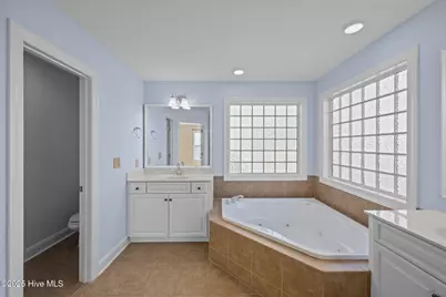 201 Quincy Court, New Bern, NC 28560 - Photo 27
