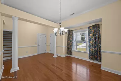 201 Quincy Court, New Bern, NC 28560 - Photo 9