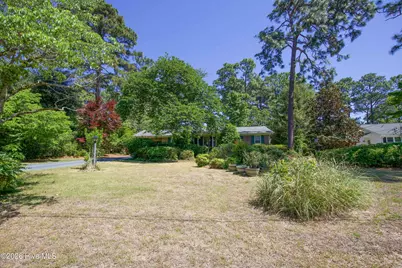 305 Selkirk Trail, Southern Pines, NC 28387 - Photo 5