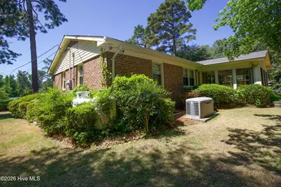 305 Selkirk Trail, Southern Pines, NC 28387 - Photo 13