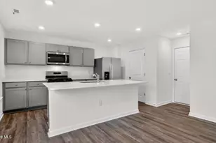 232 Olive Br St, Sanford, NC 27332 - Photo 5