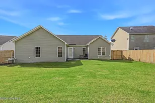 406 Jasmine Ln, Jacksonville, NC 28546 - Photo 25