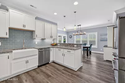 1047 Grandview Drive, Hampstead, NC 28443 - Photo 9