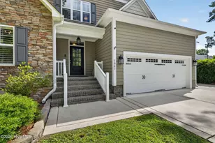 1047 Grandview Dr, Hampstead, NC 28443 - Photo 3