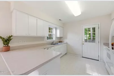 227 Forest Park Drive, New Bern, NC 28562 - Photo 15