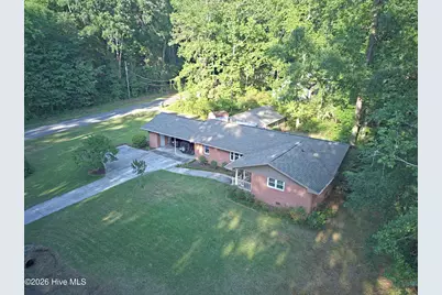 705 N Edgewood Circle, Whiteville, NC 28472 - Photo 5