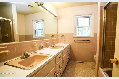 705 N Edgewood Circle, Whiteville, NC 28472 - Photo 47
