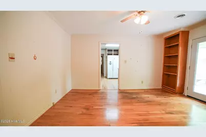 705 N Edgewood Circle, Whiteville, NC 28472 - Photo 33