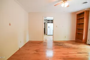 705 N Edgewood Cir, Whiteville, NC 28472 - Photo 33