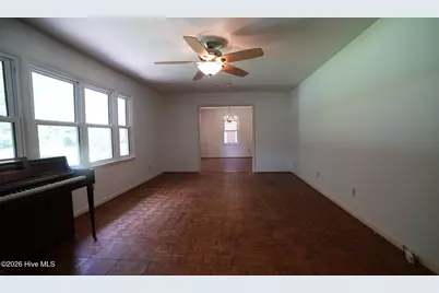705 N Edgewood Circle, Whiteville, NC 28472 - Photo 19