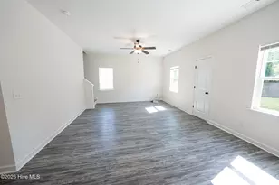 618 Osprey Landing Dr, Holly Ridge, NC 28445 - Photo 13
