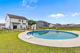 409 Willow Pond Dr, La Grange, NC 28551 - Photo 3