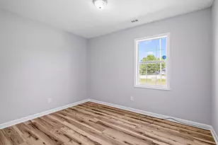 205 Inman Ct, Hubert, NC 28539 - Photo 31