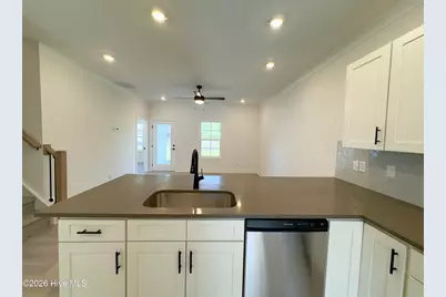 547 Timbercrest Circle SE, Bolivia, NC 28422 - Photo 9