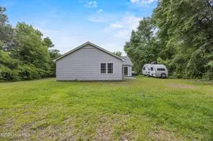 429 Crow's Nest Ln, Sneads Ferry, NC 28460 - Photo 33