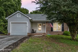 429 Crow's Nest Ln, Sneads Ferry, NC 28460 - Photo 1