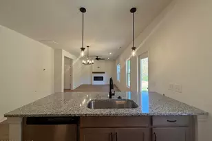 113 Carver St, Carthage, NC 28327 - Photo 9