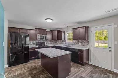 719 Addor Drive, Richlands, NC 28574 - Photo 15