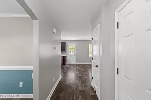 719 Addor Dr, Richlands, NC 28574 - Photo 9