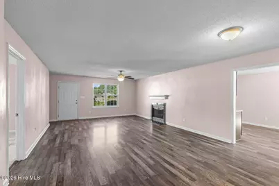 408 Bluegrass Circle, Jacksonville, NC 28546 - Photo 7
