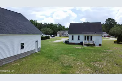 126 Edgewater Road, Washington, NC 27889 - Photo 13