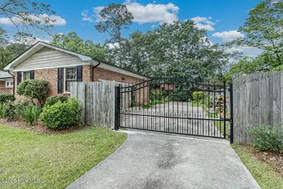1209 W Highland Avenue, Kinston, NC 28501 - Photo 7