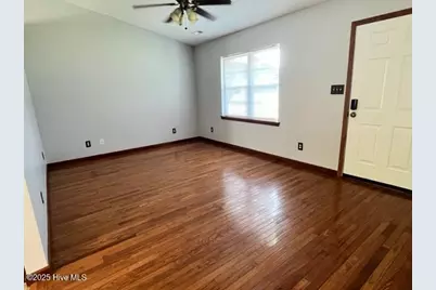 212 Winterberry Court, Jacksonville, NC 28540 - Photo 3