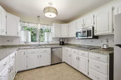 319 Holly Lane, Newport, NC 28570 - Photo 15