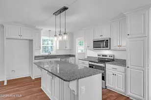 1219 Queen Anne Rd NW, Wilson, NC 27896 - Photo 7