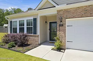 542 Little Rock Ct, Carthage, NC 28327 - Photo 3