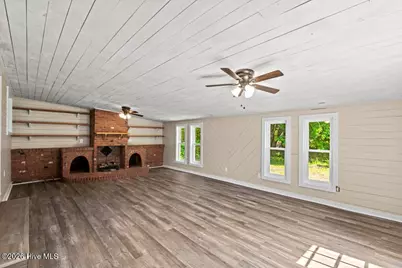 2113 N Parker Road, Jacksonville, NC 28546 - Photo 3