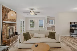 2038 Hunters Ridge Dr, Piney Green, NC 28544 - Photo 9