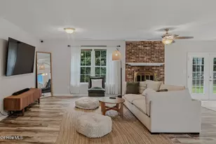 2038 Hunters Ridge Dr, Piney Green, NC 28544 - Photo 5