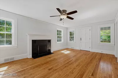 2307 Princess Place Drive, Wilmington, NC 28405 - Photo 9