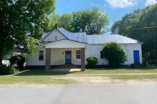 301 S Wilson St, Fremont, NC 27830 - Photo 3