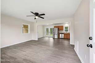 1040 Broad Creek Rd, New Bern, NC 28560 - Photo 7