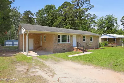 1040 Broad Creek Road, New Bern, NC 28560 - Photo 3