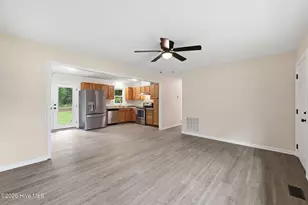 1040 Broad Creek Rd, New Bern, NC 28560 - Photo 13