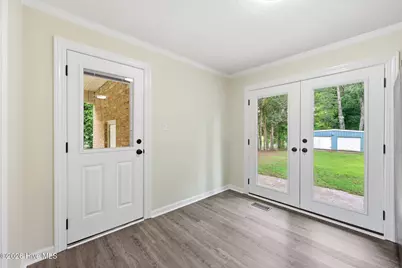 1040 Broad Creek Road, New Bern, NC 28560 - Photo 11