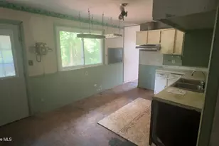 11 Barksdale Dr, Jacksonville, NC 28540 - Photo 3