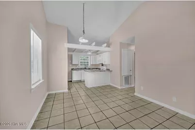 809 Varsity Drive, Wilmington, NC 28403 - Photo 9