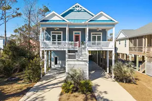 111 SE 41st St, Oak Island, NC 28465 - Photo 1