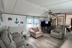 945 Mirror Lake Dr, Southport, NC 28461 - Photo 9