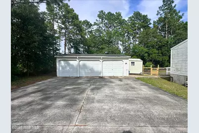 945 Mirror Lake Drive, Southport, NC 28461 - Photo 5