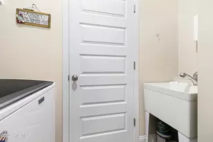 211 Bonita St, Cape Carteret, NC 28584 - Photo 31