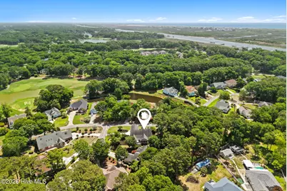 927 Green Pointe Drive, Sunset Beach, NC 28468 - Photo 19