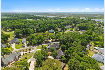 927 Green Pointe Drive, Sunset Beach, NC 28468 - Photo 35