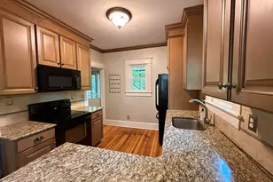 360 E Maine Ave, Southern Pines, NC 28387 - Photo 9