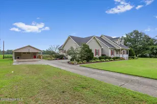 1202 Old Smith Chapel Rd, Mount Olive, NC 28365 - Photo 3