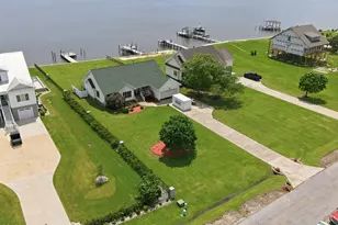 110 E Dowry Creek, Belhaven, NC 27810 - Photo 1